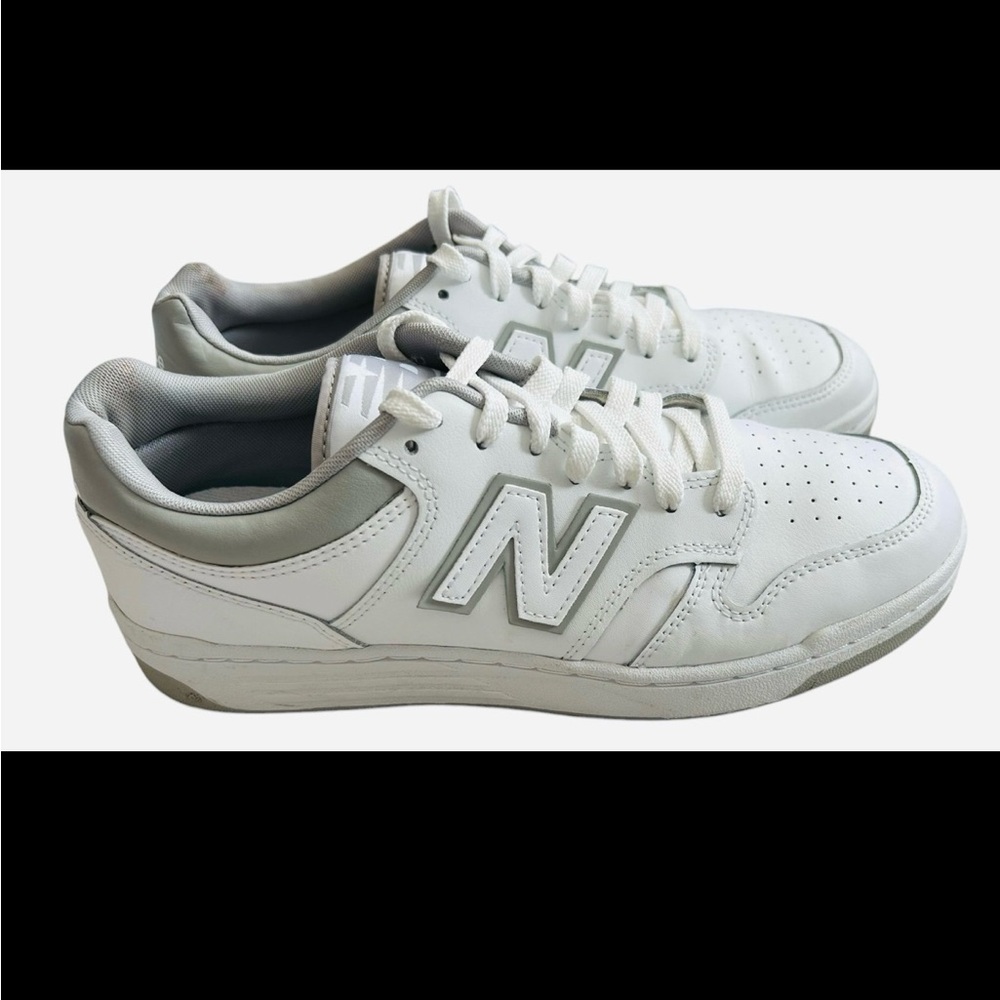 New Balance White and Gray Sneakers
